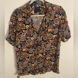 Denim & flower paisley print button up